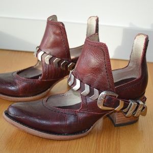 Freebird By Steven Blade Leather Ankle Boot Size 6